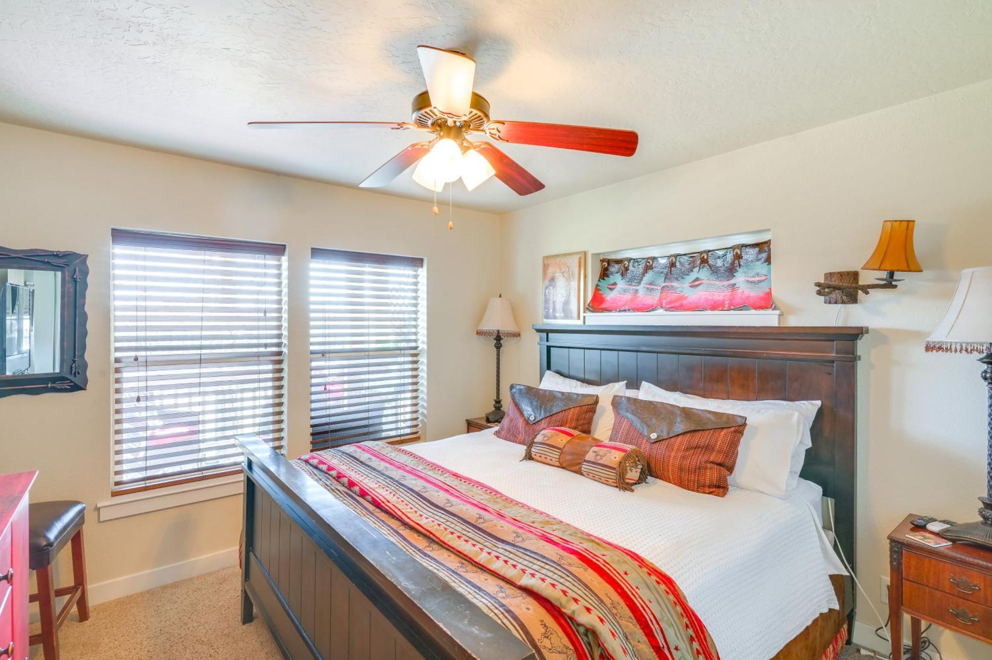 Ennis Vacation Rental With Balcony Walk To Downtown エクステリア 写真